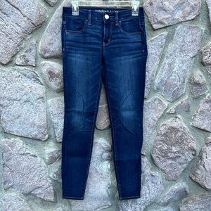American Eagle Skinny Jeans Size 2